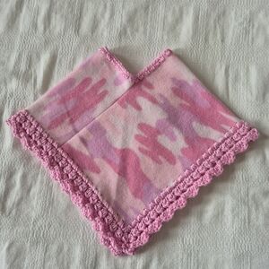 Hand Crafted baby pink camo poncho 6-12 months NEW